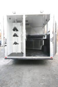2018-Lakota-Charger-8312-custom-floor-plan-slant-load-horse-trailer
