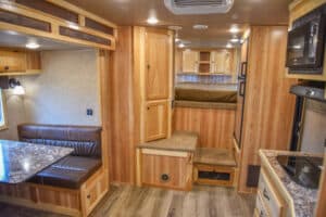 2021-lakota-charger-8312-custom-floor-plan-slant-load-horse-trailer