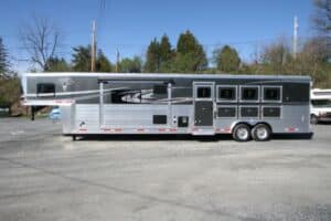 2018-lakota-bighorn-8416-with-slide-out