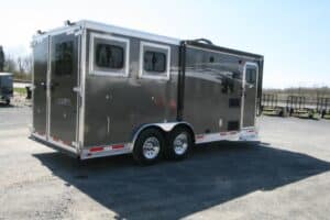 2017-Lakota-charger-se-bumper-pull-2-horse-trailer