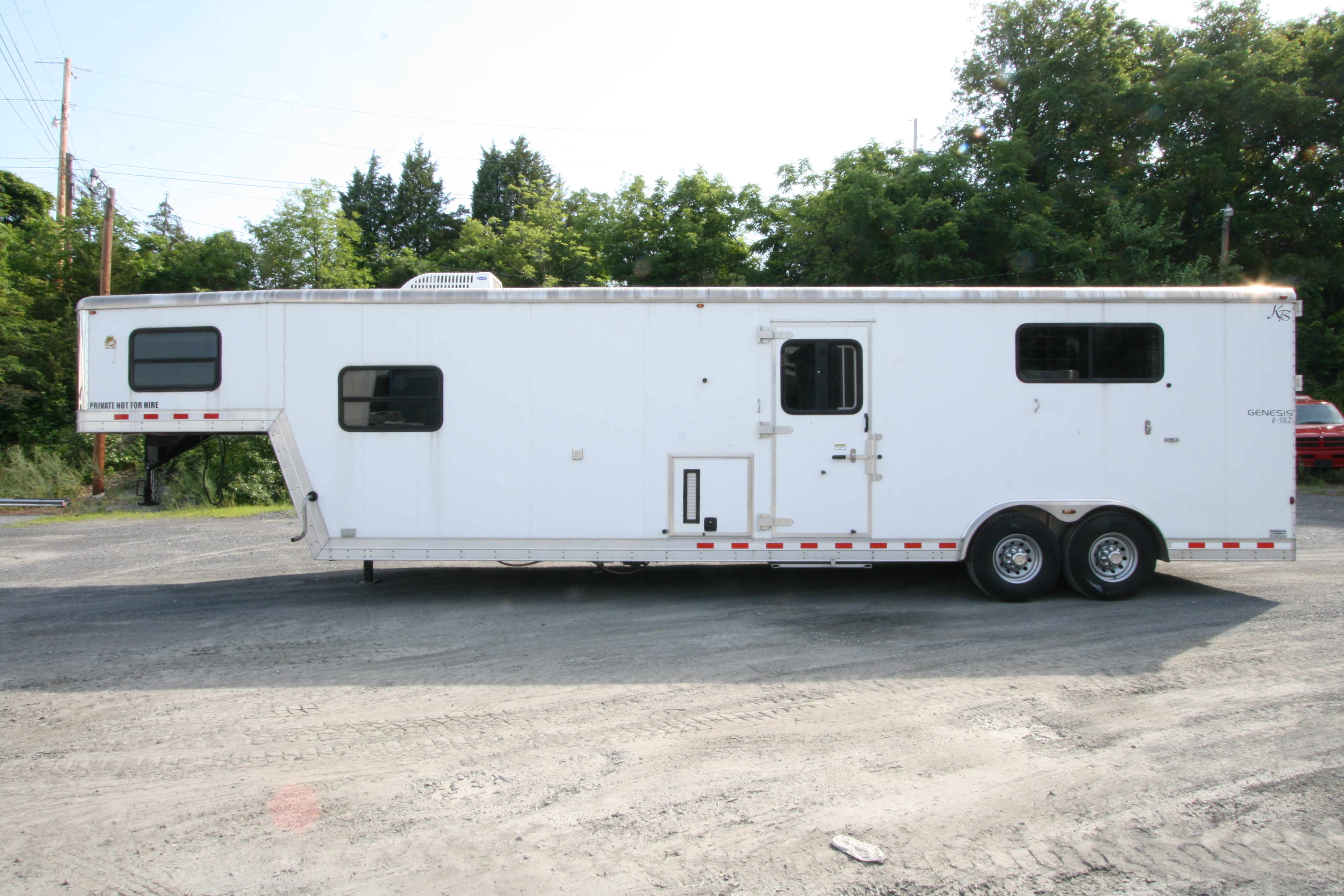 2010KieferBuilt2+1weekenderHorseTrailer Wasko's Inc.