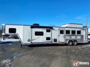 2020-merhow-next-generation-8416-slant-horse-trailer