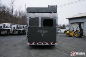 2020-lakota-big-horn-8317-custom-recliner-horse-trailer