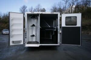 2021-Lakota-charger-8315-slant-load-horse-trailer