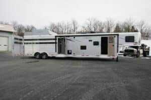 2021-LAKOTA-CHARGER-L81314-STOCK-COMBO-HORSE-TRAILER