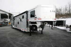 2021-LAKOTA-CHARGER-L81314-STOCK-COMBO-HORSE-TRAILER