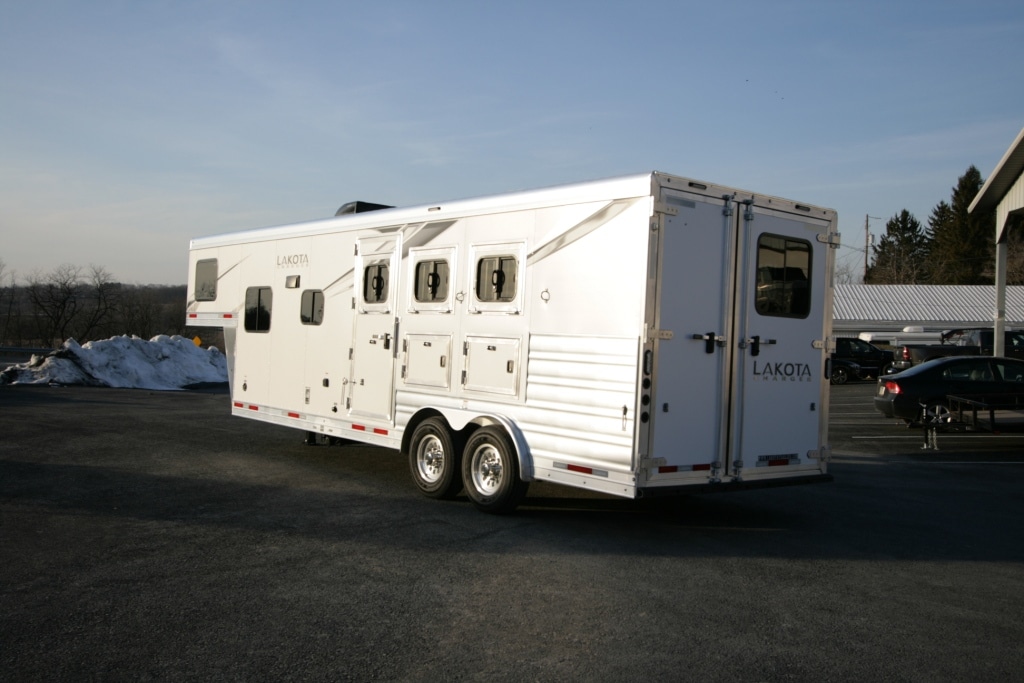 2023-lakota-charger-839=slant-load-horse-trailer