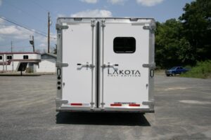 2022-lakota-colt-ac8315-horse-trailer
