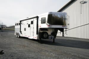 2023-lakota-charger-8313-slide-slant-load-horse-trailer