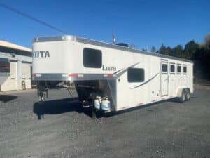 2019-Lakota-Colt-AC411-6'-slide-horse-trailer