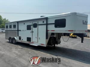 2026 LAKOTA COLT C839 HORSE TRAILER